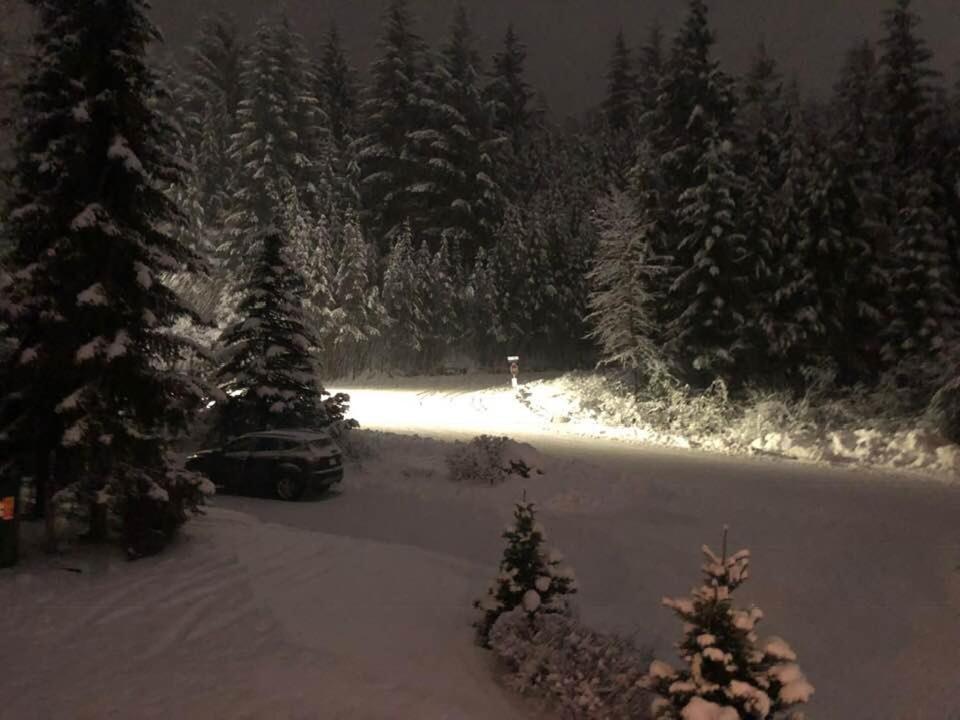 Powderhorn By Whistler Blackcomb Vacation Rentals Exterior photo